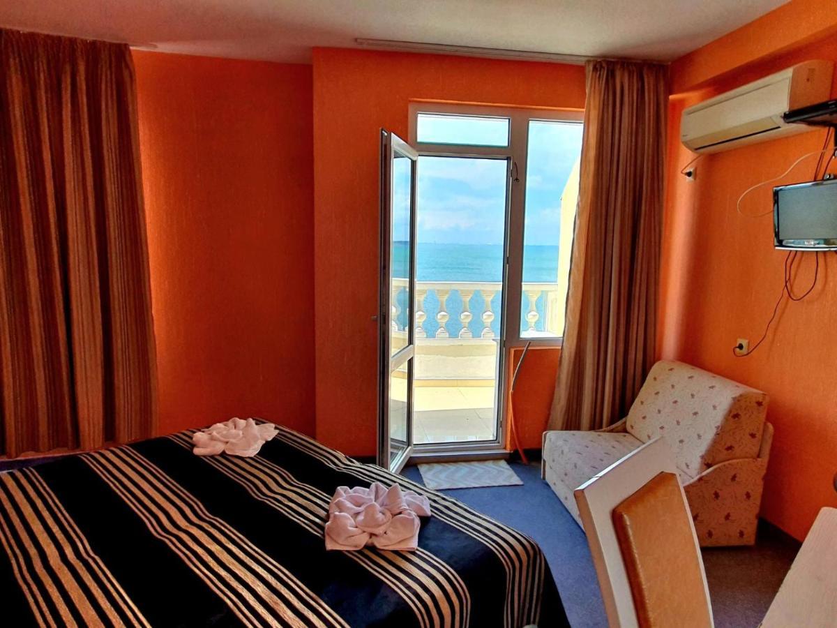 Family Hotel Paros Pomorie Exteriér fotografie